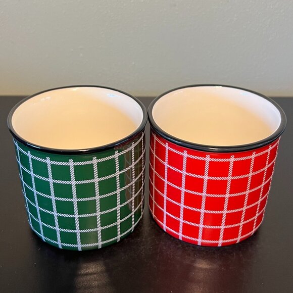 Set of 2 HALLMARK Red and Green Enamel Look Camping Style Checked Ceramic Mugs - Picture 9 of 15